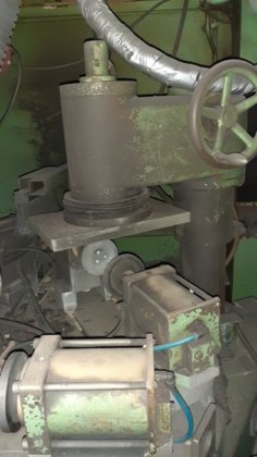 罗伯 D1A/CO-CB 型转台取芯机