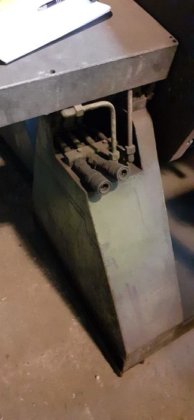 卧式可倾斜重力压铸机，液压式