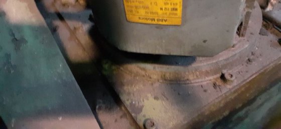 卧式可倾斜重力压铸机，液压式