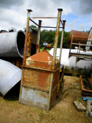 足付き砂ホッパー、±1.2 m³