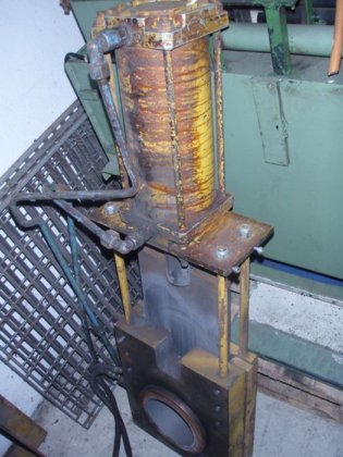 コアシューターPETERLE、コールドボックス18 l