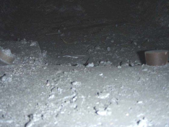 STRIKO 型铝熔炉，燃气加热，容量 1000 公斤