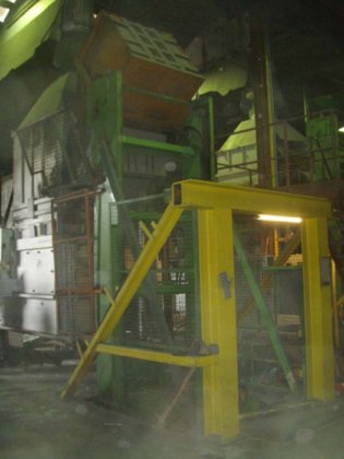 STRIKO 型铝熔炉，燃气加热，容量 1000 公斤