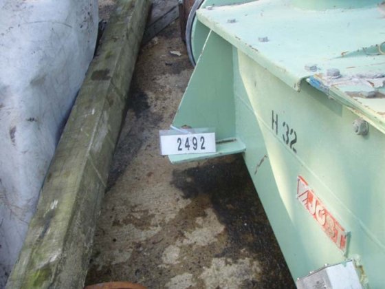 振动槽 1900 x 460 x