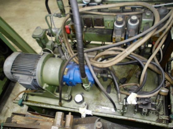 1983 22升自动射芯机，霍廷格（HOTTINGER