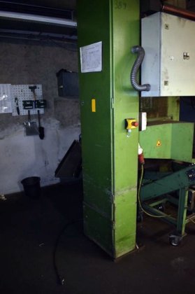 汉斯-肖恩 30t 液压去毛刺压力机