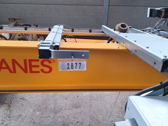 新型悬挂式起重机 2t KONE CRANES; 3825mm