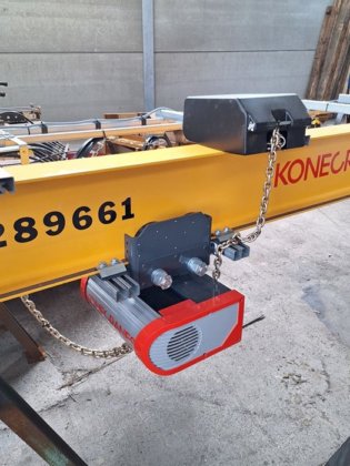 新型悬挂式起重机 2t KONE CRANES; 3825mm