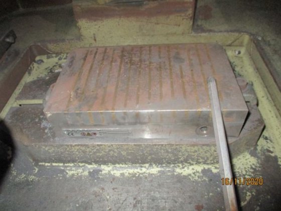 1993 年 DELTA LF350 样品粉碎机