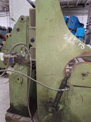 用于 WST14 的带挡板的液压箕斗