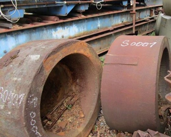 其余铸铁模具 ±1000 千克铸铁