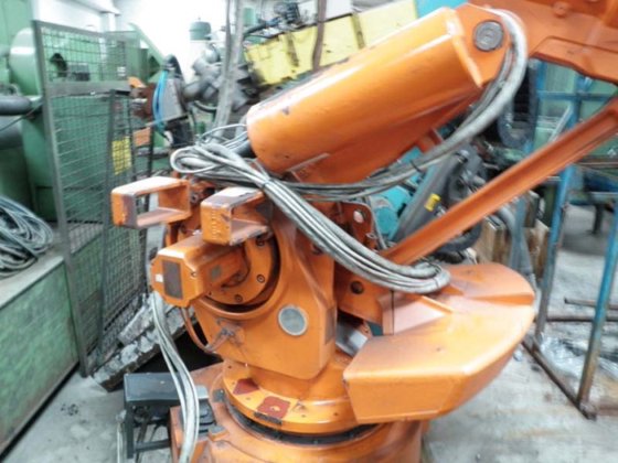 Robot d'ébarbage ABB ROBOSTICS