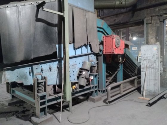 分離 - 振動コンボイヤー 3200×1600mm