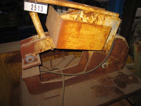 工作台上的气动夹紧装置