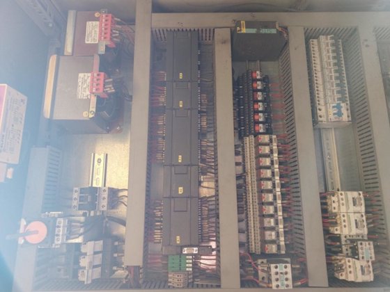 2009 振動テーブルとローラーコンベア付きスクリューミキサー SIDER PROGETTI