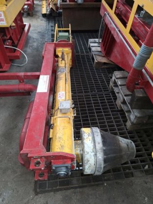 2009 振動テーブルとローラーコンベア付きスクリューミキサー SIDER PROGETTI