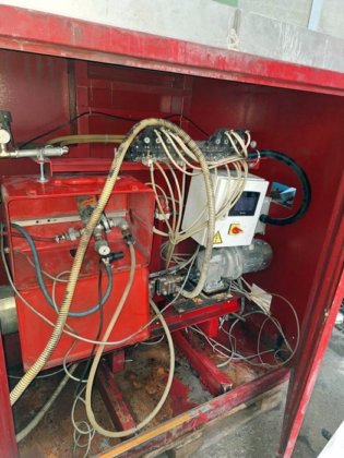 2009 振動テーブルとローラーコンベア付きスクリューミキサー SIDER PROGETTI