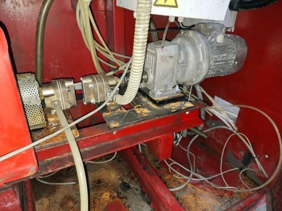 2009 振動テーブルとローラーコンベア付きスクリューミキサー SIDER PROGETTI