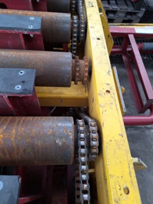 2009 振動テーブルとローラーコンベア付きスクリューミキサー SIDER PROGETTI