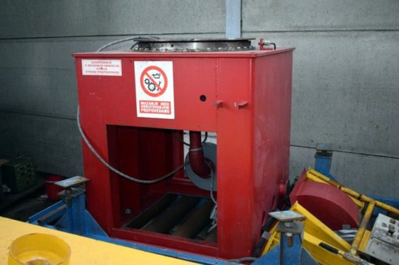 2009 振動テーブルとローラーコンベア付きスクリューミキサー SIDER PROGETTI