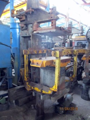 成形機 OSBORN, タイプ 722 RF