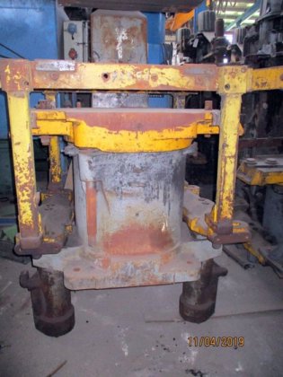 成形機 OSBORN, タイプ 722 RF