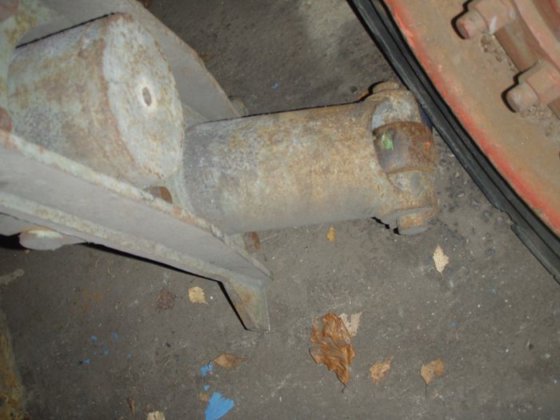 炉と取鍋のライニング用振動機