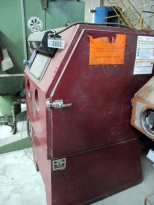 1991 Manual sandblasting unit 900mm