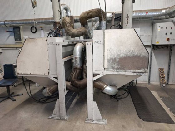 研磨テーブル 1550 x 700mm