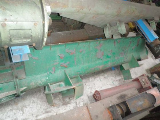 バンカー抽出用搬送スクリュー、長さ2700 mm