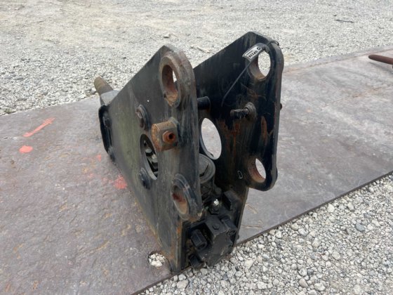 0.25 断路器：无销衬套；断路器：无销衬套