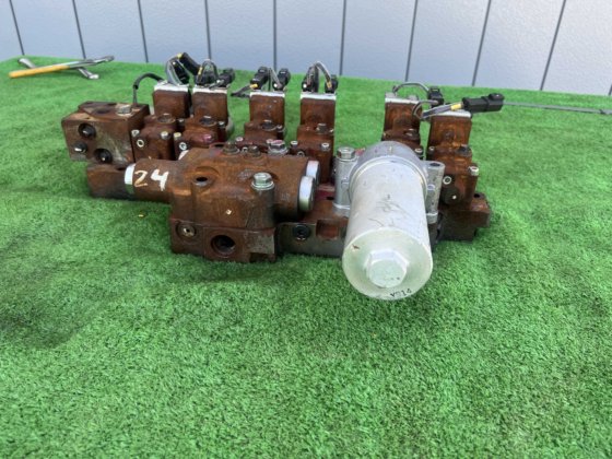 电动阀单元：PN TTK00297；控制阀单元