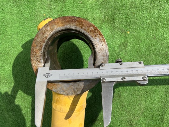 小松液压千斤顶：OSA；小松液压缸千斤顶