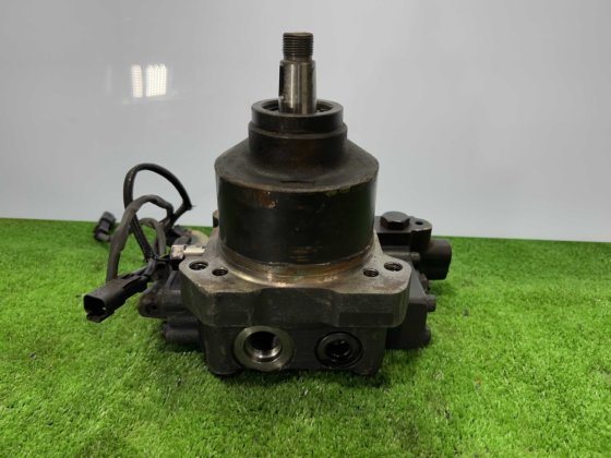 Hydraulic pump; 油圧ポンプ