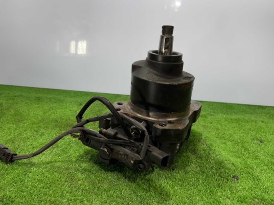 Hydraulic pump; 油圧ポンプ