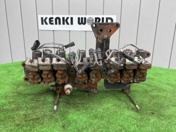 电动阀组（含电磁部件）；控制阀组（含电磁部件）