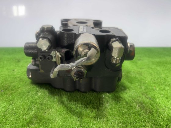 控制阀：带电磁阀