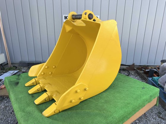 0.45 STD 铲斗：销轴60mm，臂宽260mm，PC120；标准铲斗