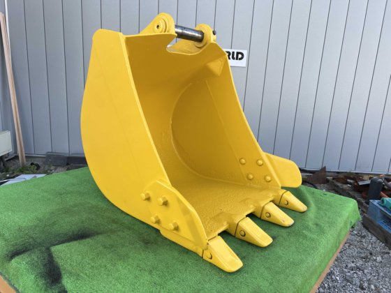 0.45 STD 铲斗：销轴60mm，臂宽260mm，PC120；标准铲斗