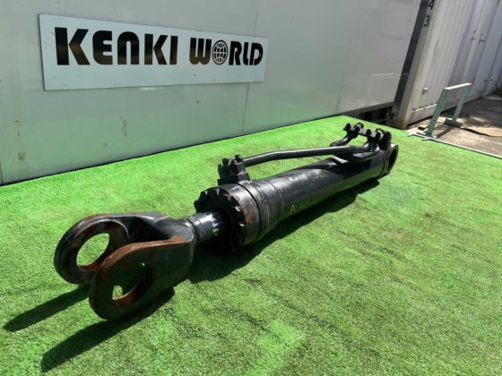 Komatsu Hydraulic Jack; コマツ 油圧シリンダー