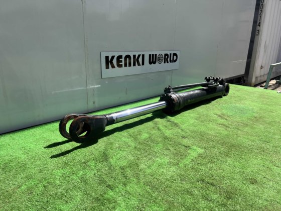 Komatsu Hydraulic Jack; コマツ 油圧シリンダー