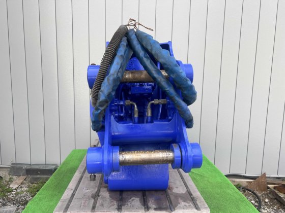 日立丸顺旋转抓斗；丸顺旋转叉