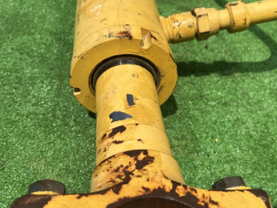 小松液压千斤顶；小松液压缸千斤顶