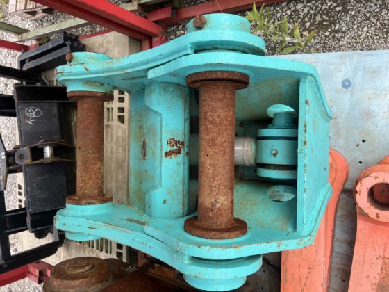 KOBELCO 快速连接机构：0.7 M 锁，臂宽 mm；快速连接机构；M