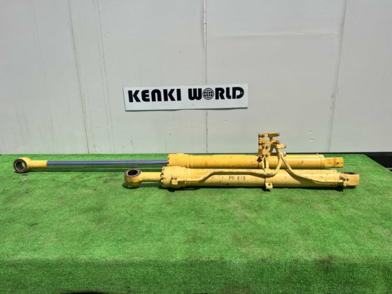 小松液压千斤顶：2件（1套）OSA；小松液压缸千斤顶