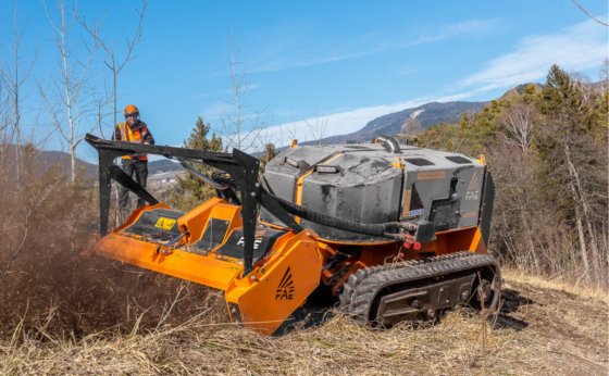RCU-55 radio-controlled mulcher