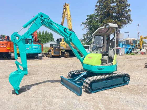 2000 YANMAR B3-3
