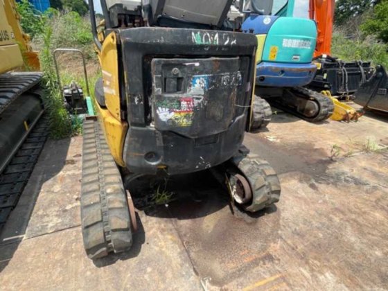 2005 KOMATSU PC18MR-2