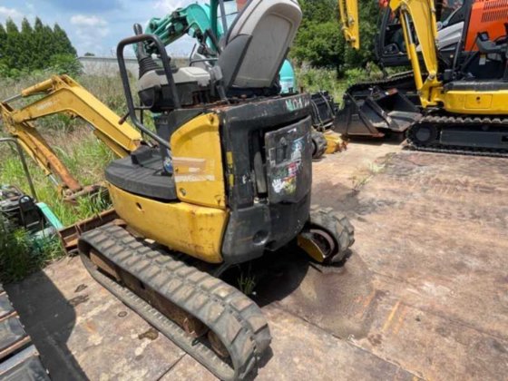 2005 KOMATSU PC18MR-2