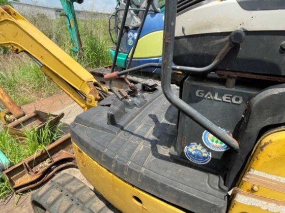 2005 KOMATSU PC18MR-2